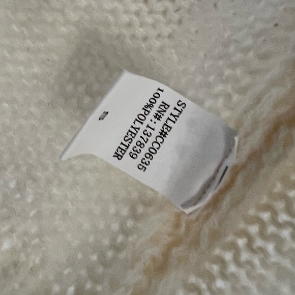 ⚡️FLASH SALE⚡️LUNA IVY Cherry Cardigan Sweater - Picture 5 of 5